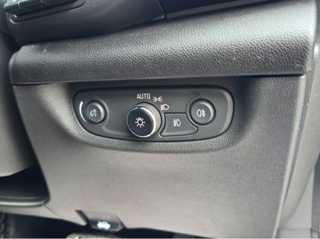 2019 Opel Insignia - thumbnail 12