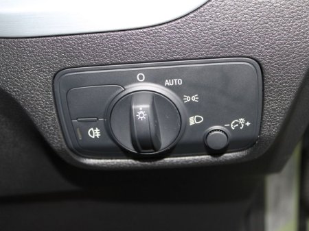 2022 Audi Q2 30 TDI 116HP SE 4DR €29,999 thumbnail