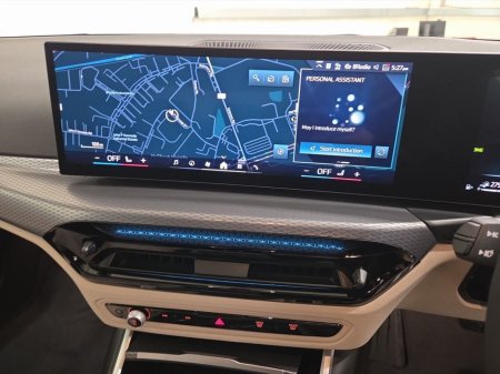 2026 BMW 3 Series 330e M Sport Saloon thumbnail