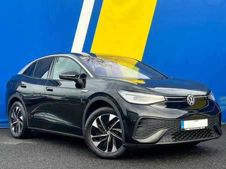 2022 Volkswagen ID.5 PRO FAMILY 77KWH // VERY LOW MILEAGE // PANORAMIC SUNROOF // 360 PARKING SENSORS €31,900