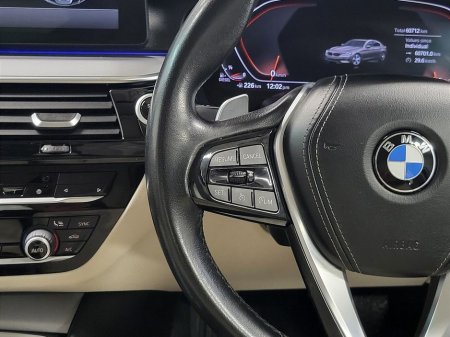 2022 BMW 5 Series - thumbnail 17