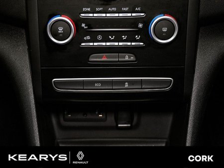 2020 Renault Megane - thumbnail 17