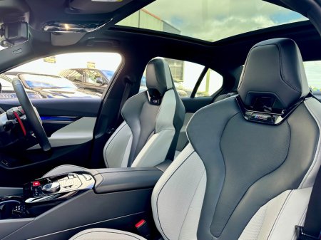 2025 BMW M5 - thumbnail 14