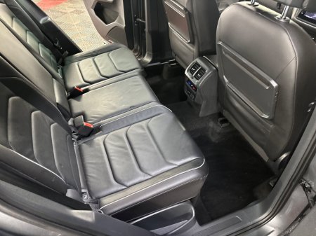 2020 Volkswagen Tiguan - thumbnail 12