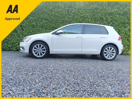2018 Volkswagen Golf 1.2 TSI AUTOMATIC 7.5 FACELIFT ONLY 51,697kms CLIMATE CONTROL REVERSE CAMERA LED HEADLIGHTS FACTORY IMMOBILISER TOUCHSCREEN MULTIMEDIA SYSTEM CRUISE CONTROL STOP START TECHNOLOGY 2 YEARS NCT 1YR TAX €18,949 thumbnail