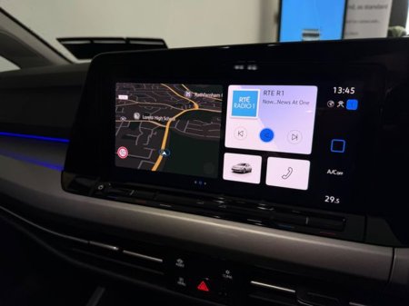 2023 Volkswagen Golf Life 1.0 TSI Mhev 110HP 5 €26,777 thumbnail