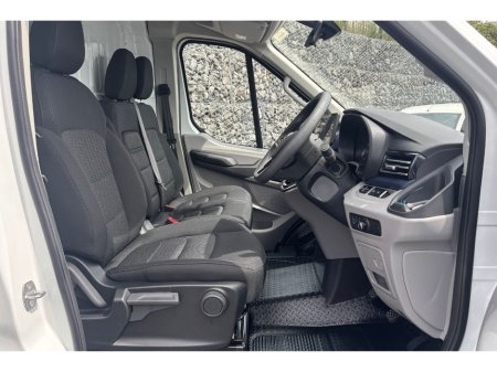 2026 Maxus Deliver 9 BASE L3H2 2.0 TCDI 1 €28,495 thumbnail