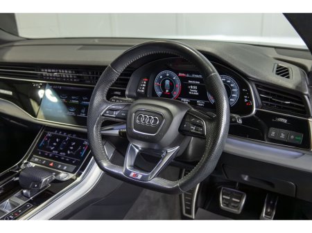 2019 Audi Q8 - thumbnail 9