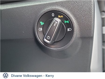 2025 Volkswagen T-Roc AUTO R-LINE 75 1.5 TSI PETROL 150 BHP €39,950 thumbnail