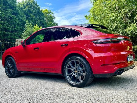 2022 Porsche Cayenne - thumbnail 6