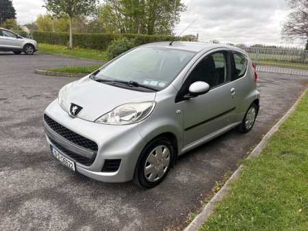 2010 Peugeot 107 - photo 2