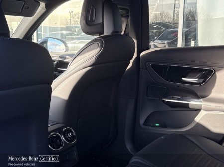 2024 Mercedes-Benz GLC Class GLC 300 e 4MATIC AMG Line PREMIUM €61,900 thumbnail