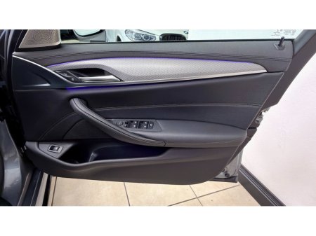 2019 BMW 5 Series - thumbnail 18