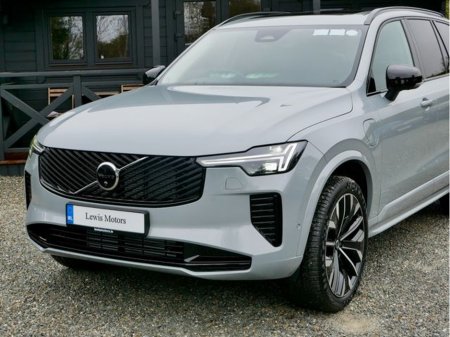2026 Volvo XC90 - thumbnail 10