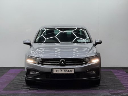 2021 Volkswagen Passat 2.0 TDI 150HP R-Line DSG €19,950