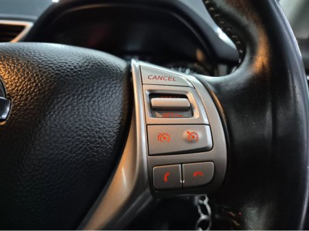 2015 Nissan Qashqai - thumbnail 6