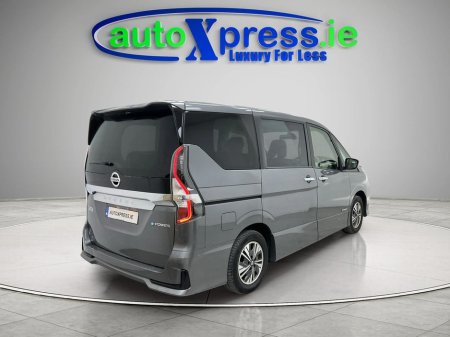 2020 Nissan Serena - thumbnail 7