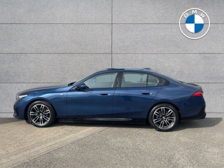 2024 BMW 5 Series - thumbnail 3