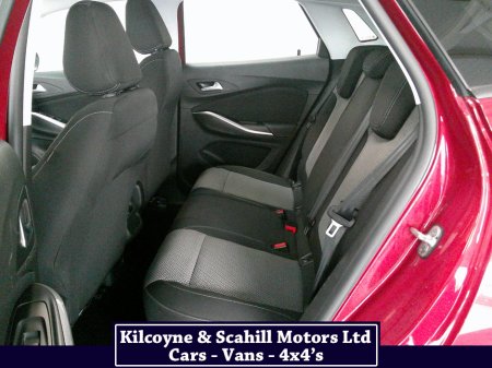 2020 Vauxhall Grandland X X SE TURBO D thumbnail