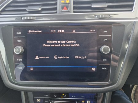 2023 Volkswagen Tiguan - thumbnail 14