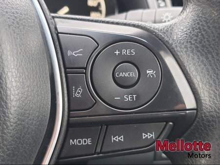 2022 Toyota Camry - thumbnail 16