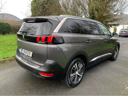 2018 Peugeot 5008 ALLURE 1.6 BLUE HDI 120 4 AUTOMATIC €17,995 thumbnail