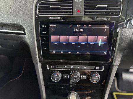 2018 Volkswagen Golf 1.4 TSI 3DR 150HP Highline €19,499 thumbnail