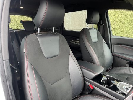 2023 Ford S-Max 7 SEATER AUTOMATIC ST-LINE 2.5 HYBRID PETROL //HIGH SPEC//HEATED SEATS AND STEERING WHEEL//ELECTRIC HALF LEATHER SEATS//REVERSE CAMERA//KEYLESS ENTRY//SAT NAV// €37,950 thumbnail