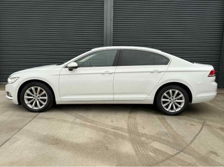 2019 Volkswagen Passat 2.0 TDI SE BUSINESS 4DR 150PS €19,950 thumbnail