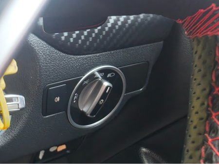 2014 Mercedes-Benz A Class A180 AMG LINE - SAT NAV PACK - HALF LEATHER  SEATS - REV CAMERA / HI SPEC / SYSTEM LOW ROAD TAX BAND / SIMI DEALER €14,450 thumbnail