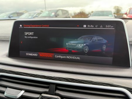 2020 BMW 7 Series - thumbnail 29