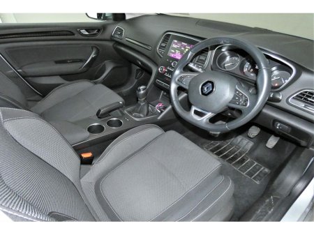 2019 Renault Megane 1.5 DCI 6SPD SPORT TOURER PLAY BLUE €12,890 thumbnail