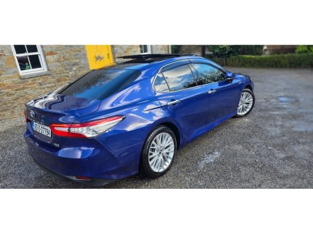 2018 Toyota Camry PLATINUM LUXURY EDITION €19,950 thumbnail