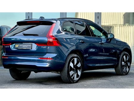 2025 Volvo XC60 - thumbnail 5