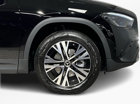 2026 Mercedes-Benz GLA Class 180 Progressive - 18 Inch Alloys - Reversing Camera - Ambient Lighting - Sat Nav - Climate Control - Heated Seats - Keyless Start - Apple CarPlay/Android Auto €61,717 thumbnail