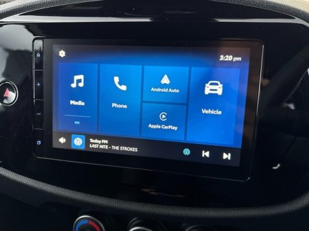 2025 Toyota Aygo X PULSE *VERY LOW KMS* €21,950 thumbnail