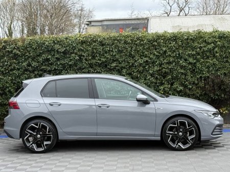 2023 Volkswagen Golf - thumbnail 2