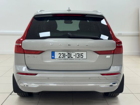 2023 Volvo XC60 T6 Recharge PHEV 350hp AT8 Core €53,500 thumbnail