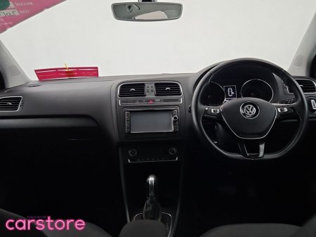 2017 Volkswagen Polo 1.2 TSI Auto €15,880 thumbnail