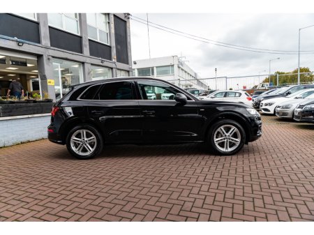 2020 Audi Q5 2.0TDI QUATTRO S-LINE 5DR ESTATE AUTOMATIC // STUNNING JEEP FINISHED IN BLACK // NUY WITH CONFIDENCE AA AND SIMI APPROVED DEALER 2025 // FINANCE ARRANGED // ALL TRADE INS WELCOME // €38,950