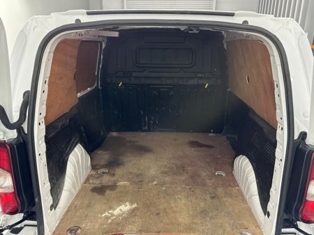 2023 Opel Combo Pro 100 BHP* High Spec* €17,800 thumbnail