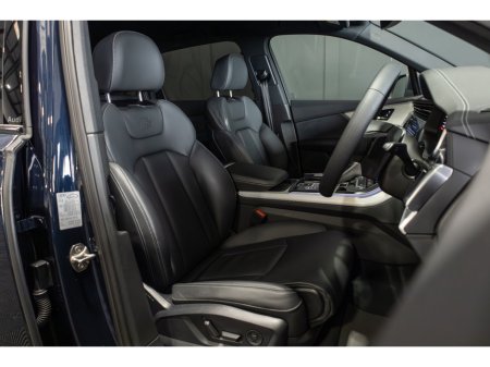 2025 Audi Q7 Q7 55 TFSI e 394PS quattro S line tip €91,950 thumbnail