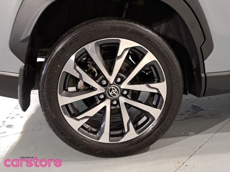 2023 Toyota Corolla Cross 1.8 Hybrid Sport Hatchback €33,880 thumbnail