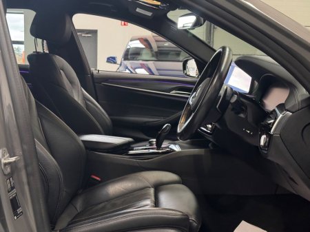 2020 BMW 5 Series - thumbnail 15