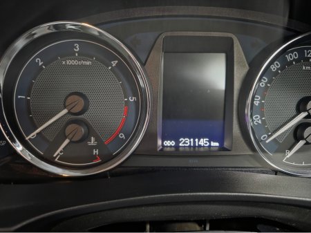 2015 Toyota Corolla - thumbnail 8