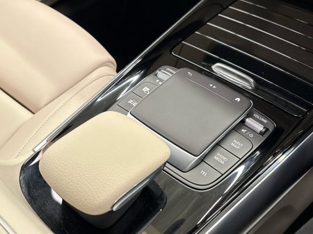 2021 Mercedes-Benz GLA Class - thumbnail 15