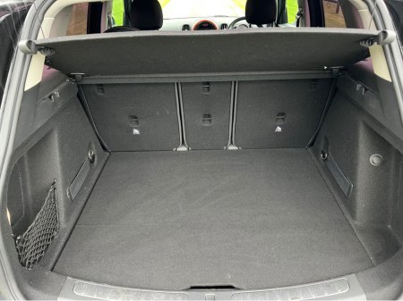 2016 MINI Cooper Crossover €15,950 thumbnail