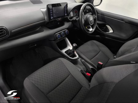 2024 Toyota Yaris (241) LUNA 1.5 PETROL IRISH CAR 1 OWNER €22,495 thumbnail