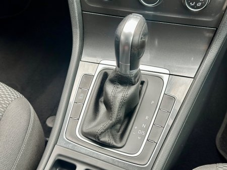 2019 Volkswagen Golf - thumbnail 17