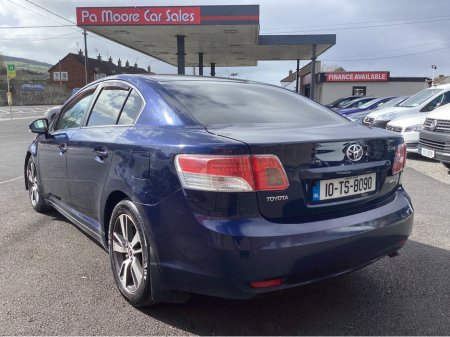 2010 Toyota Avensis - thumbnail 6